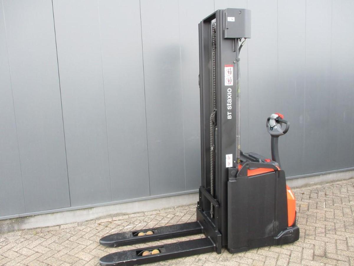 Refurbished 2018 TOYOTA SWE160 triplex - 2229