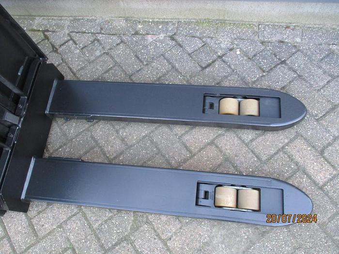 Refurbished 2010 BT SWE 080L - 1323