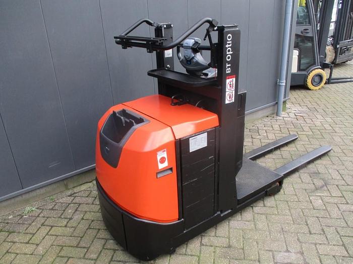 Refurbished 2017 TOYOTA OSE 100W