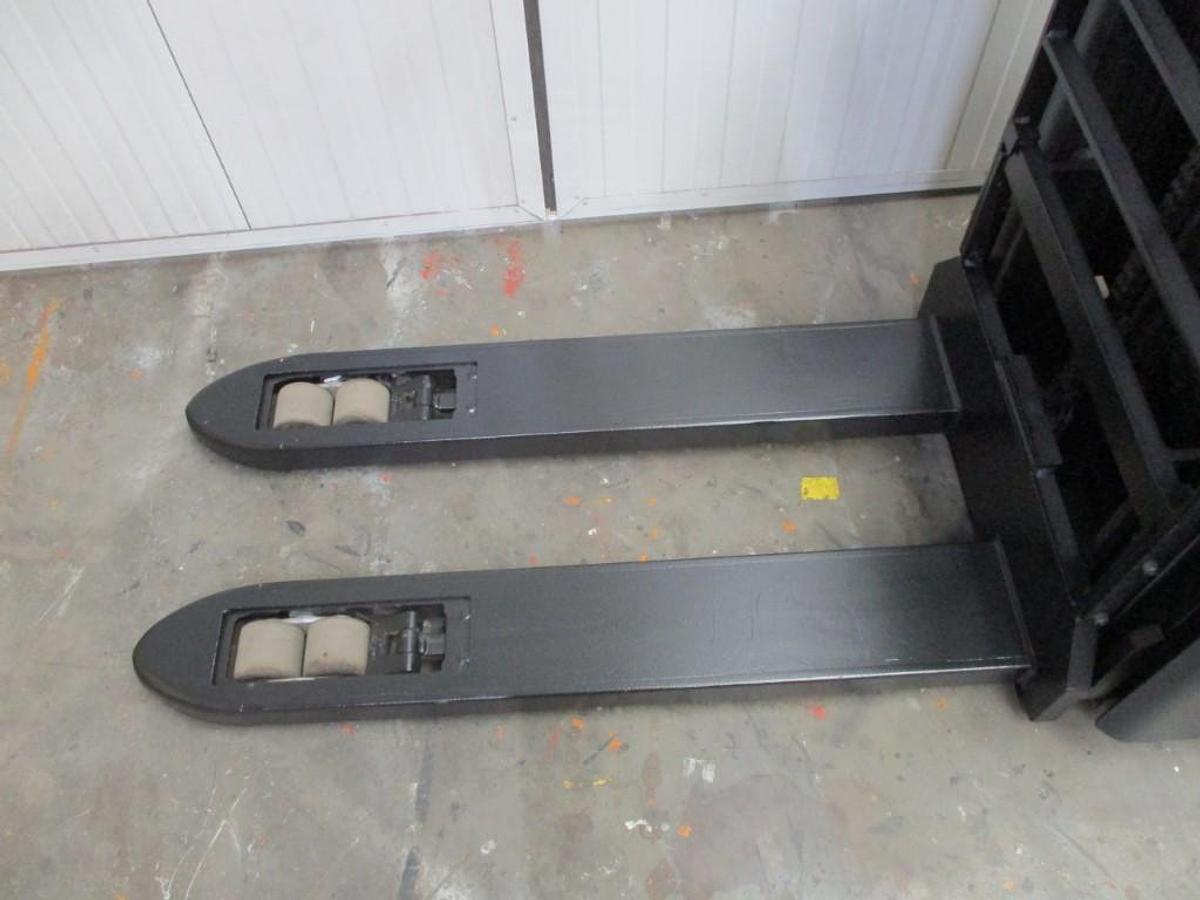 Refurbished 2015 TOYOTA BT SWE200D - 1221
