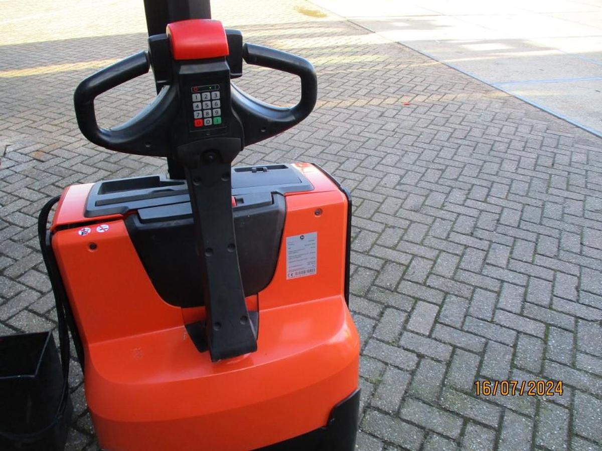 Refurbished 2010 BT SWE 080L - 948