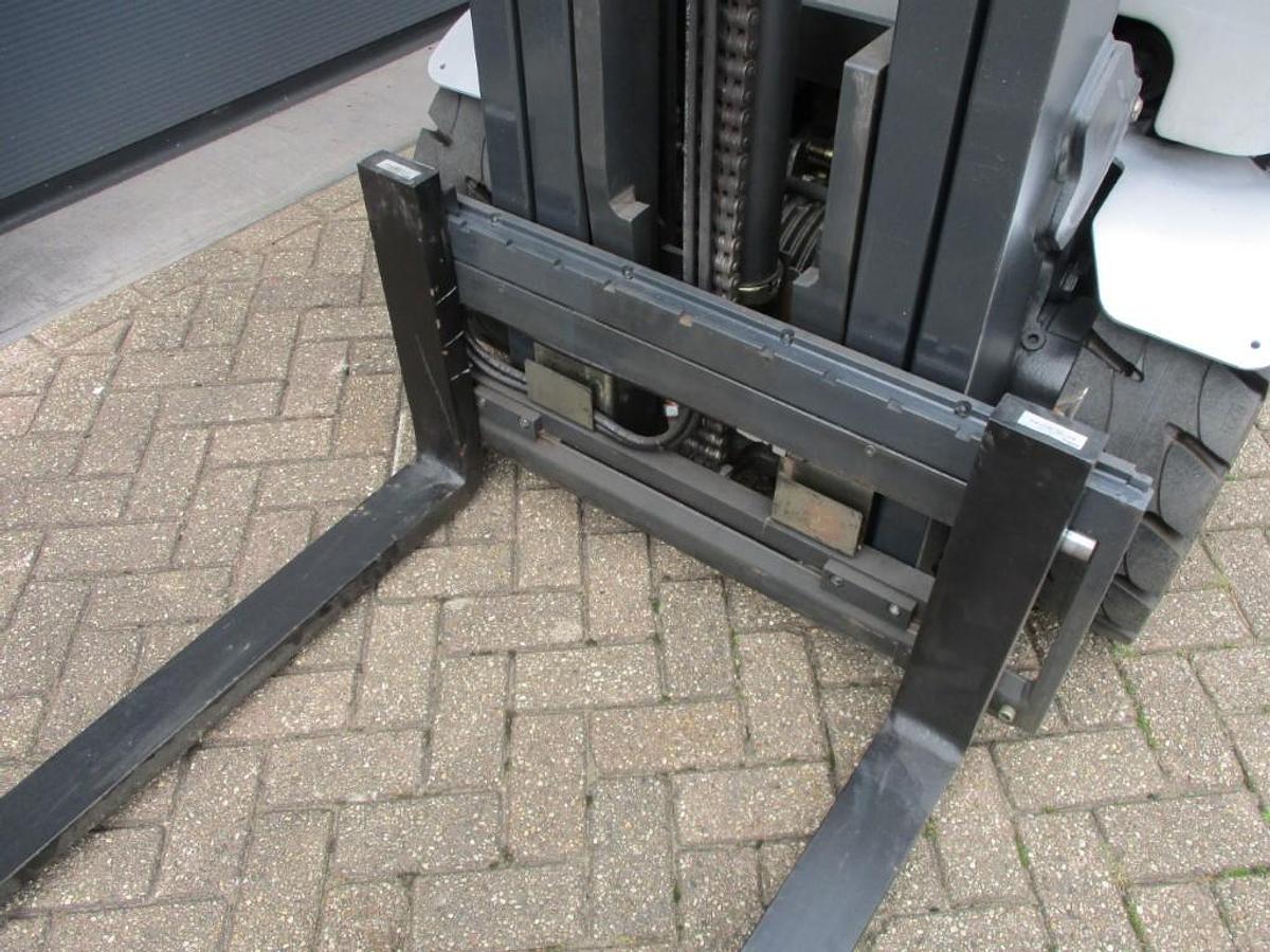 Refurbished 2017 STILL RX 60-25 - 13434