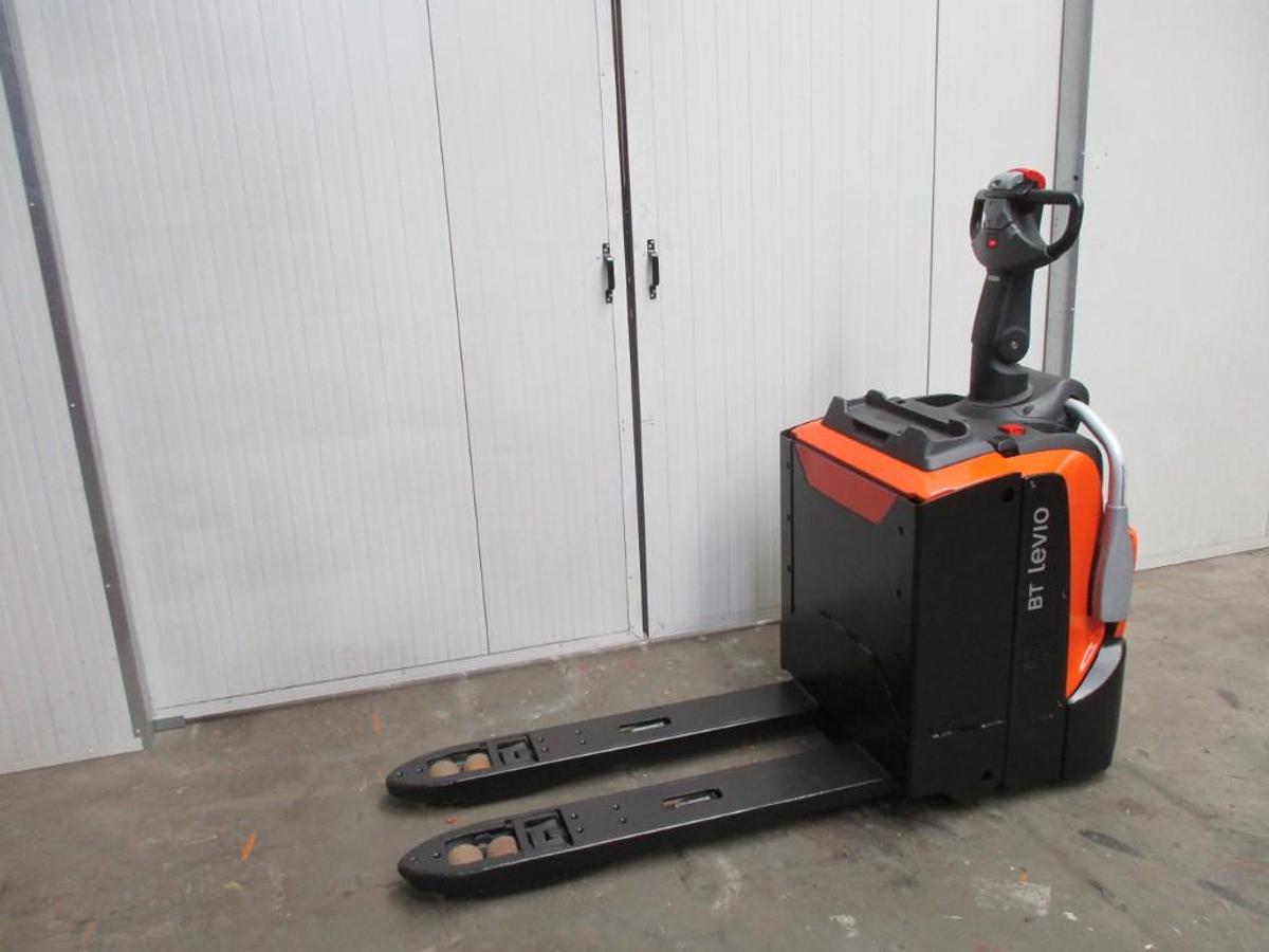 Refurbished 2015 TOYOTA BT LPE200 - 2331