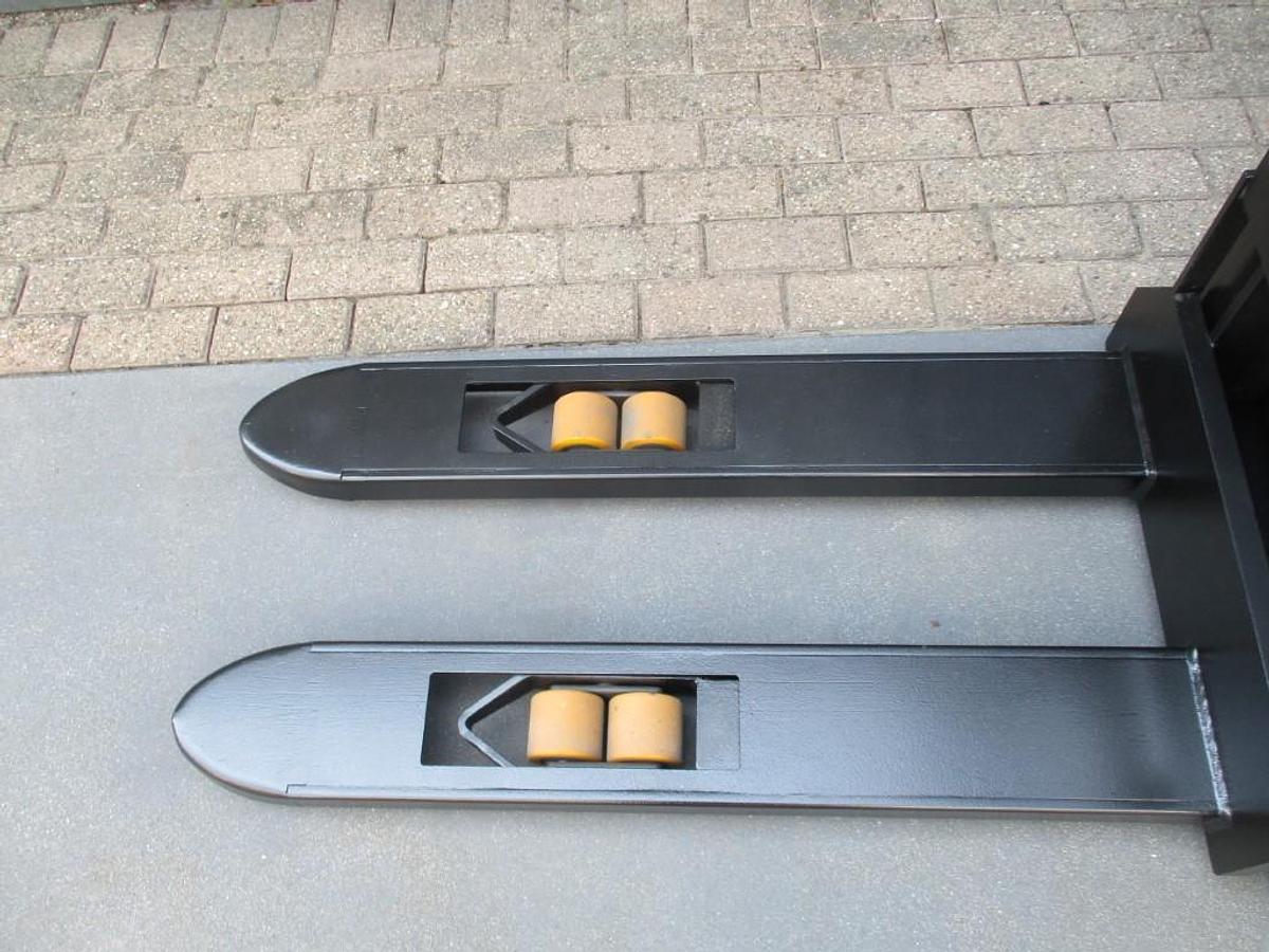 Refurbished 2014 BT SWE 100 - 947