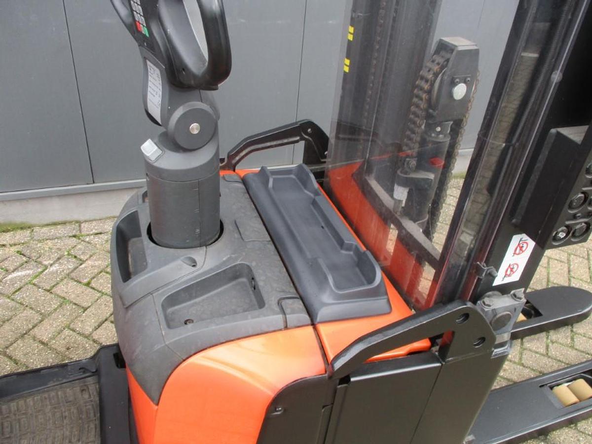 Refurbished 2016 TOYOTA SPE120 triplex - 2414