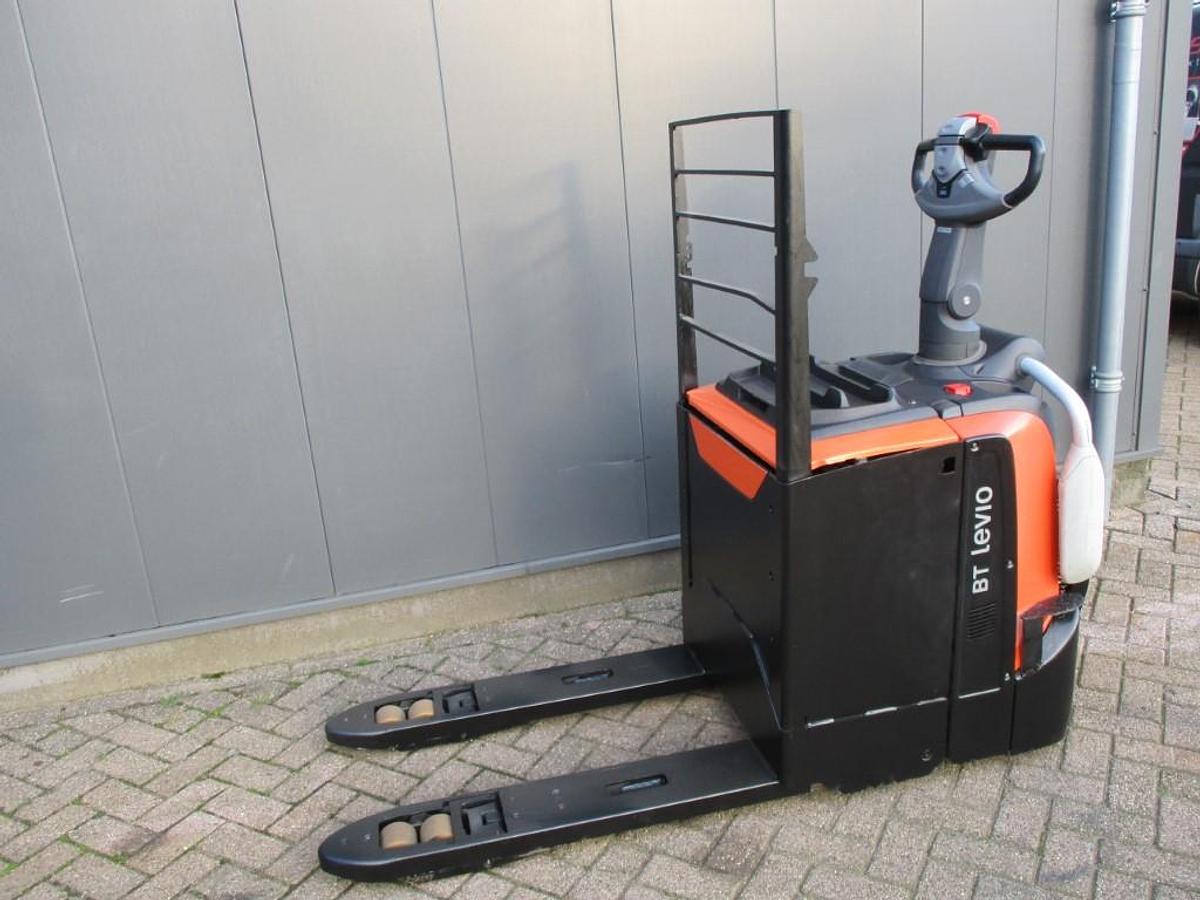 Refurbished 2018 TOYOTA LPE250 - 2464