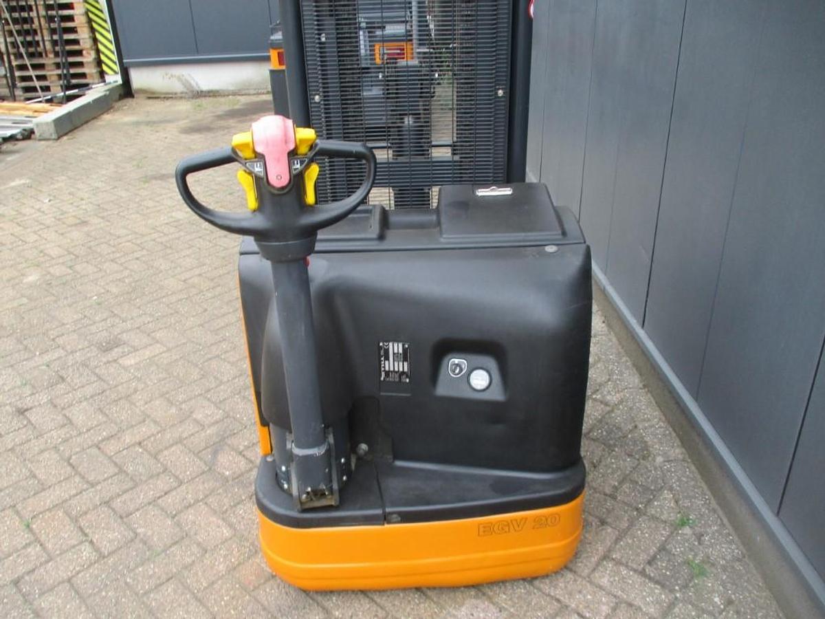 Refurbished 2015 STILL EGV 20 triplex - 199