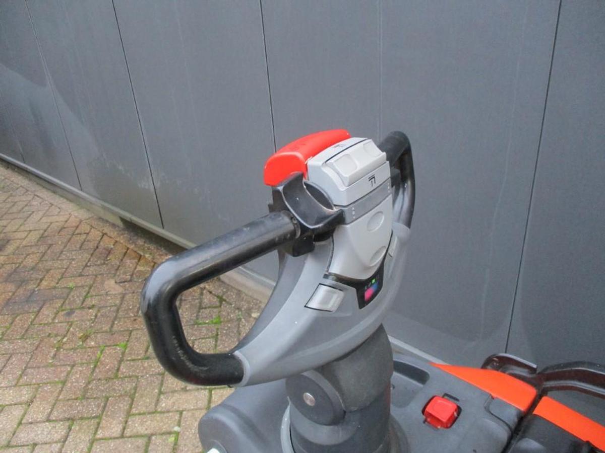 Refurbished 2016 BT SPE 200L - 2469