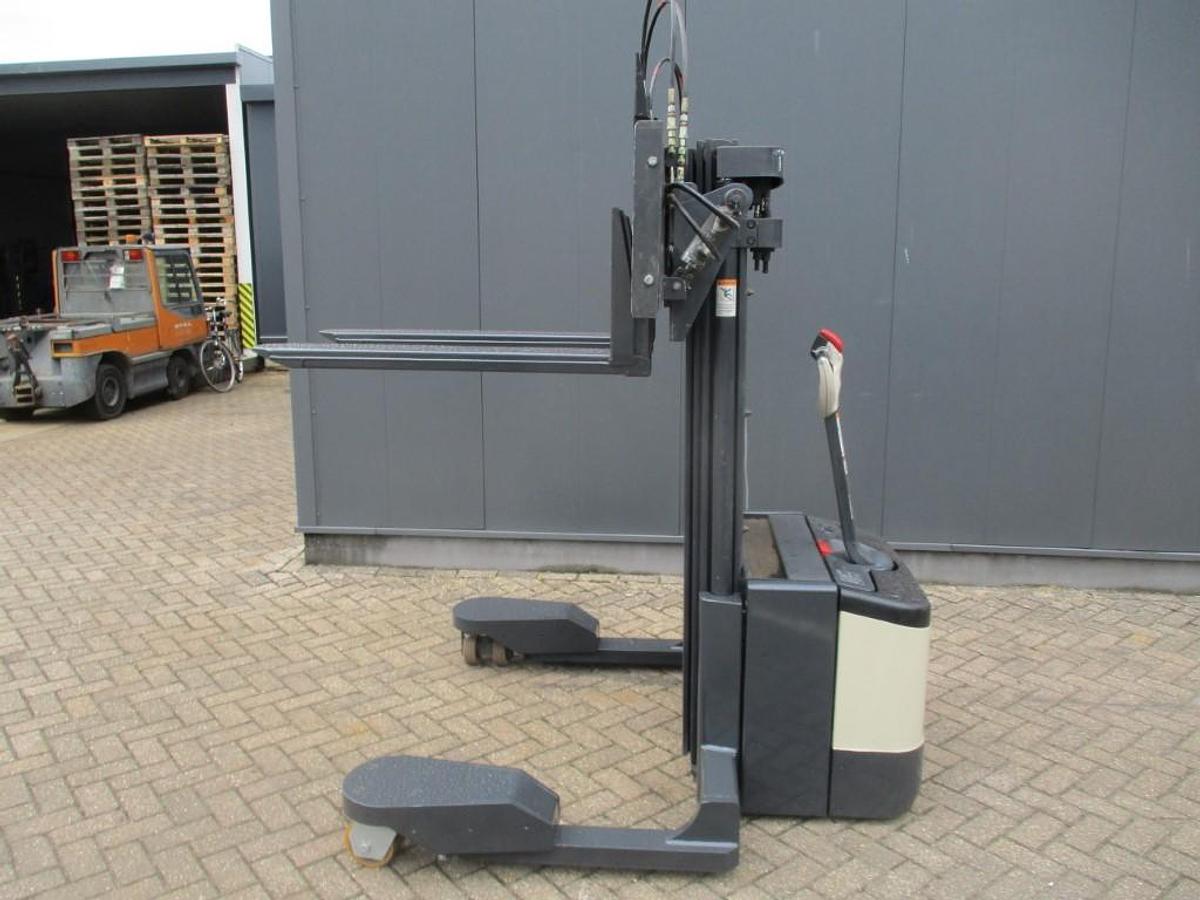 Refurbished 2007 Crown WS2300 18TT 4W