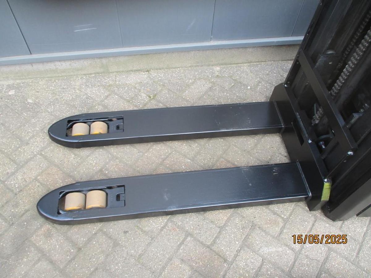 Refurbished 2017 TOYOTA SPE 120L triplex - 1865