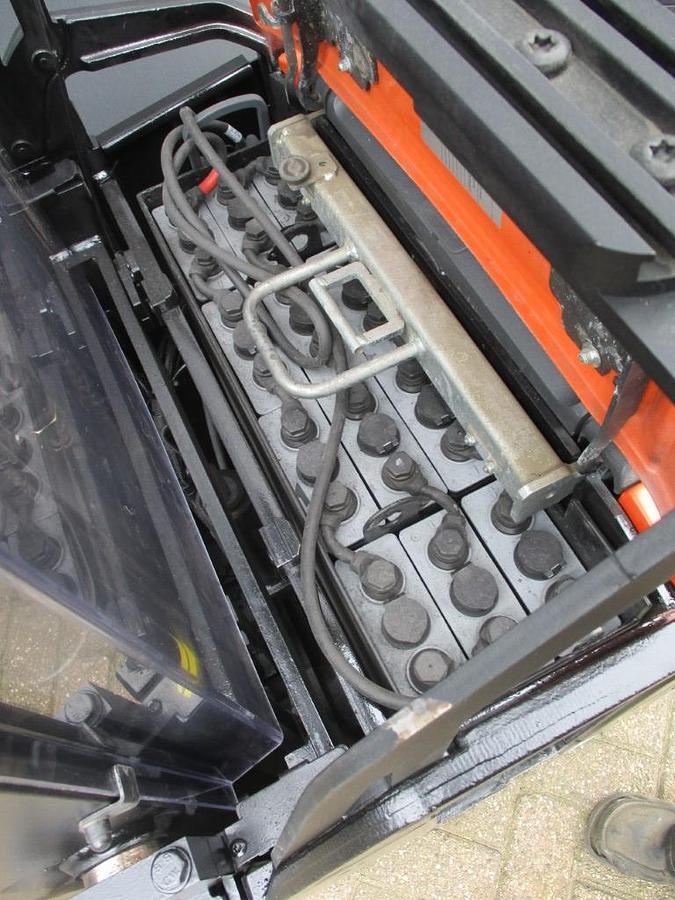 Refurbished 2019 TOYOTA SWE140L triplex - 2161