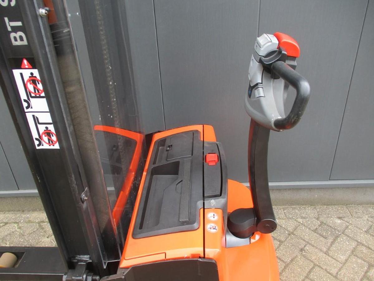 Refurbished 2018 TOYOTA SWE 120 - 1136