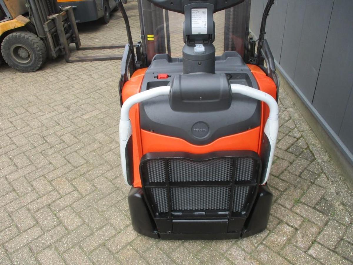 Refurbished 2019 TOYOTA SWE140L triplex - 2161