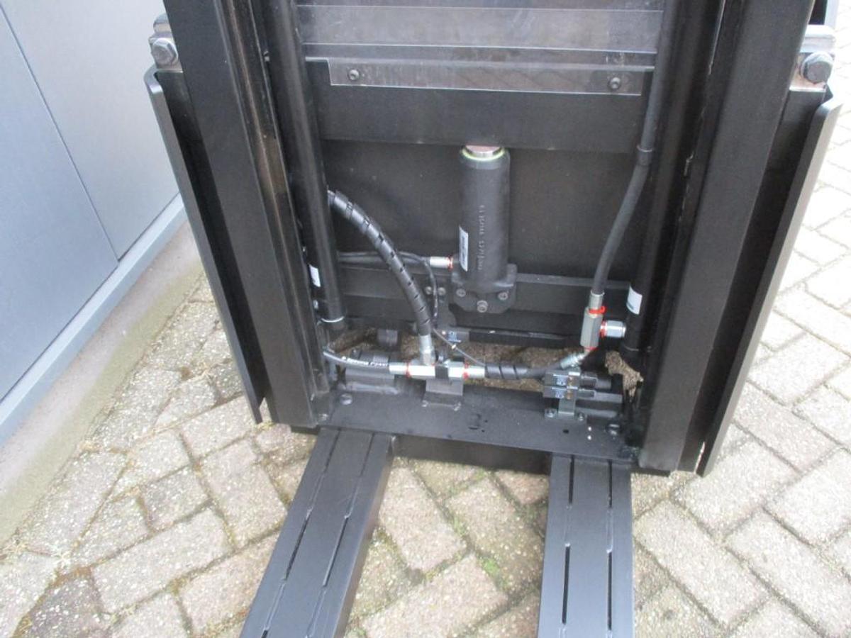 Refurbished 2018 TOYOTA SWE140L - 597