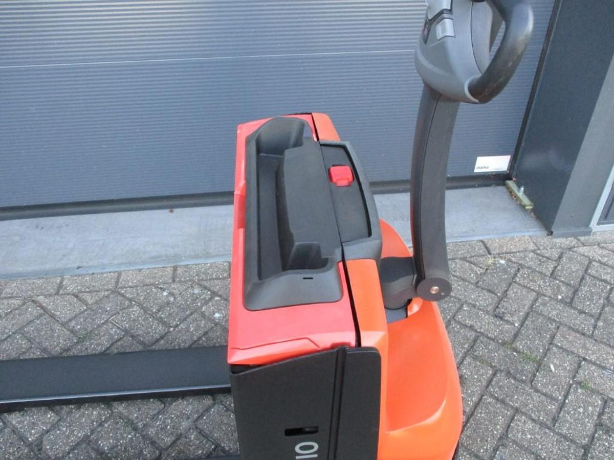 Refurbished 2019 TOYOTA LWE140 - 810