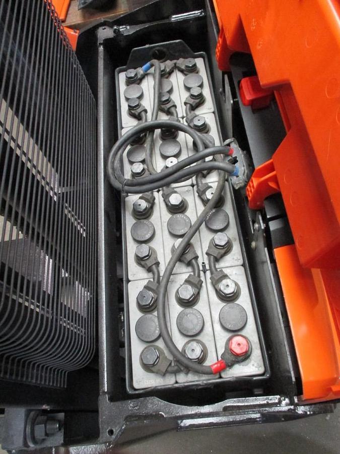 Refurbished 2017 TOYOTA SWE140 - 784