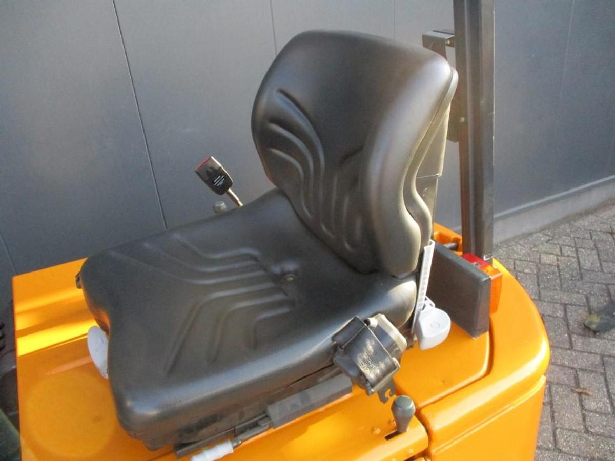 Refurbished 2002 STILL R50-15 - 4666