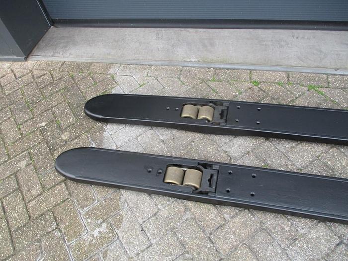 Refurbished 2017 TOYOTA SWE 250 - 1224