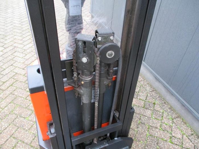 Used 2008 BT SWE 120