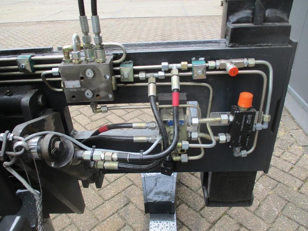 Refurbished 2007 Crown WS2300 18TT 4W