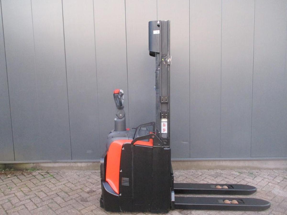 Refurbished 2016 TOYOTA SPE120L - 2371