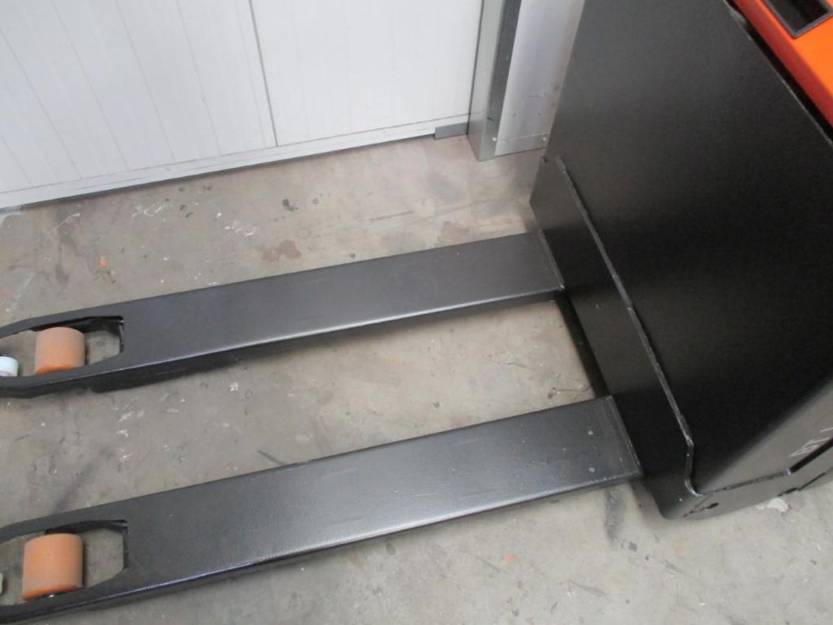 Refurbished 2014 TOYOTA BT LWE140 - 761