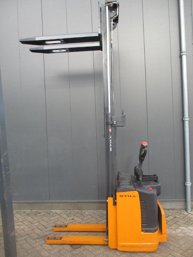 Refurbished 2015 STILL EGV S20