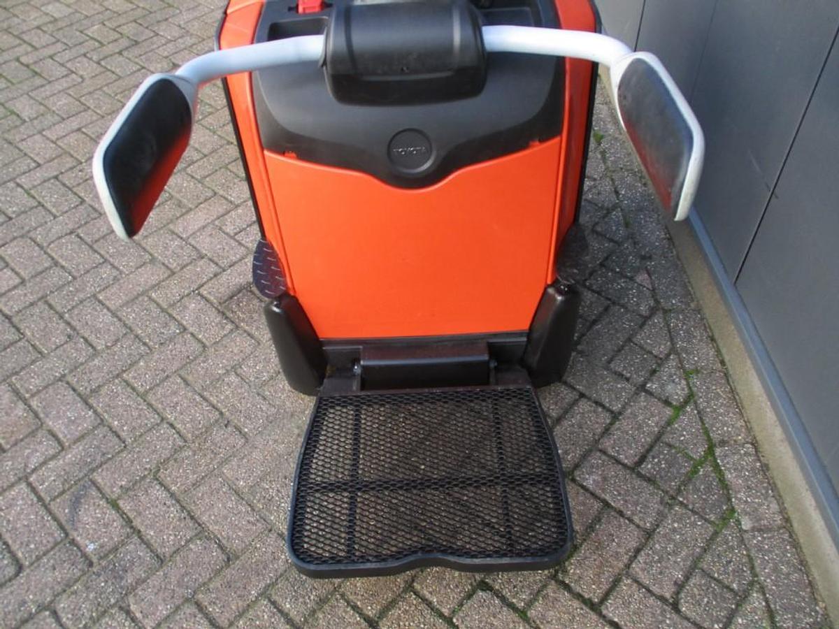 Refurbished 2018 TOYOTA LPE250