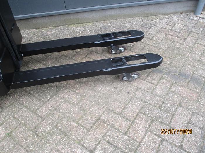 Refurbished 2010 BT SWE 080L - 1306