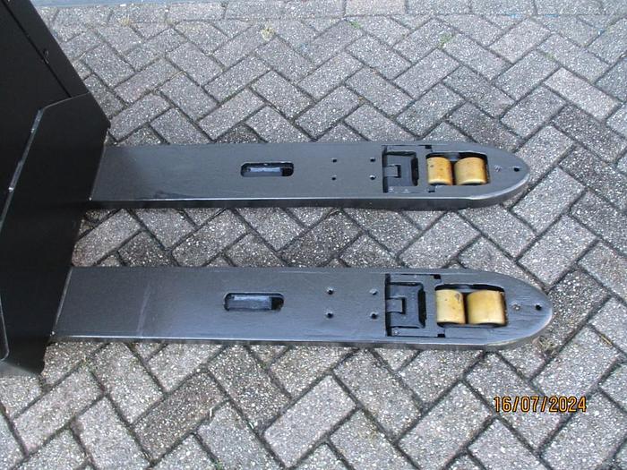 Refurbished 2015 BT LPE 200 - 1910