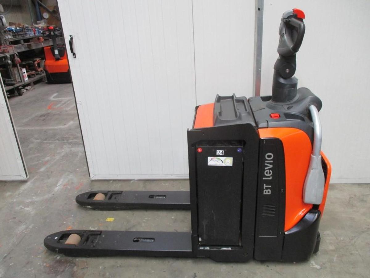 Refurbished 2021 TOYOTA LPE200 - 2147