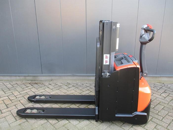 Refurbished 2017 BT SWE 200D