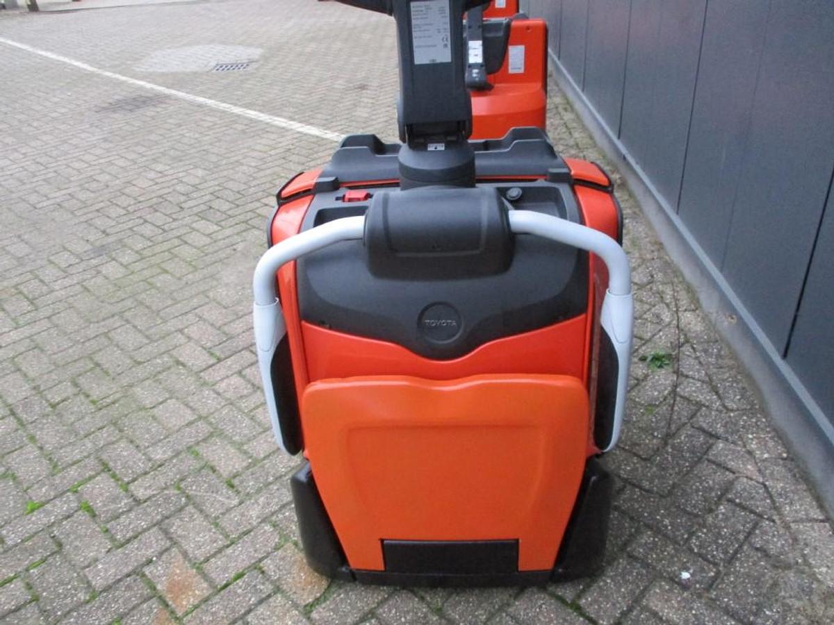 Refurbished 2020 TOYOTA LPE200 - 1552