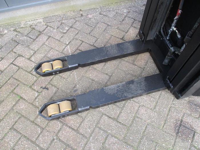 Refurbished 2011 BT SPE 125 - 2224