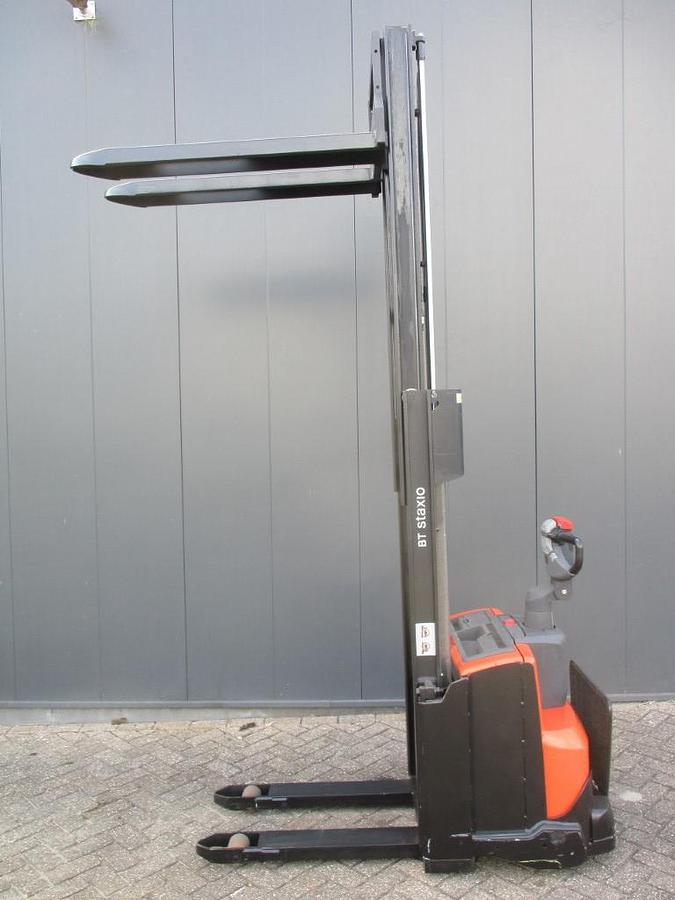 Refurbished 2011 BT SWE120 - 573
