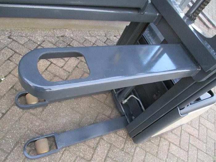 Refurbished 2005 Crown WF 3000-1.0 TL - 1878