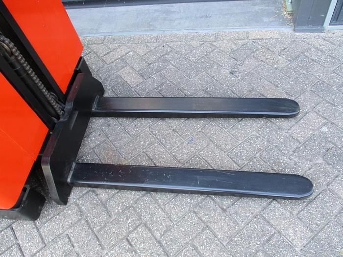 Überholt 2009 BT OME 100M - 7225