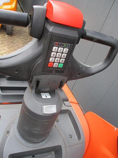 Used 2016 BT LPE 200 - 2077