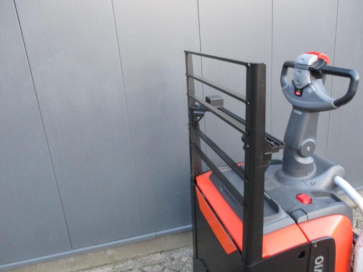 Refurbished 2018 TOYOTA LPE200