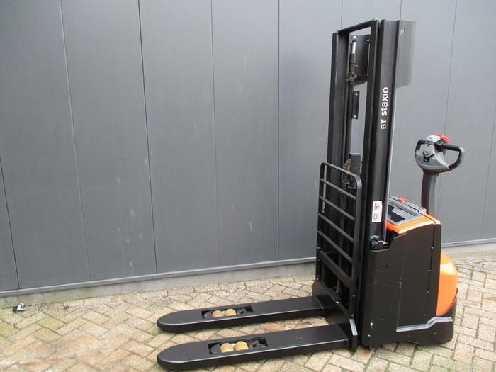 Used 2016 BT SWE120L