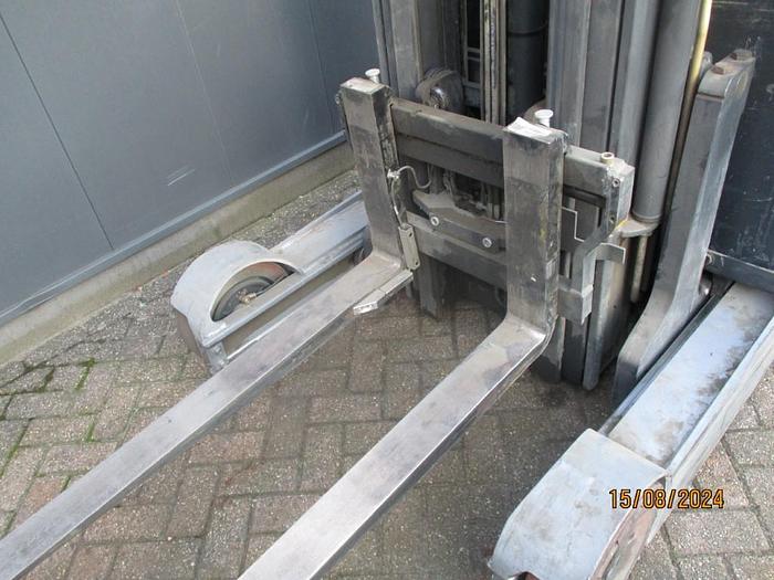 Refurbished 2015 STILL FM X20 - 8168