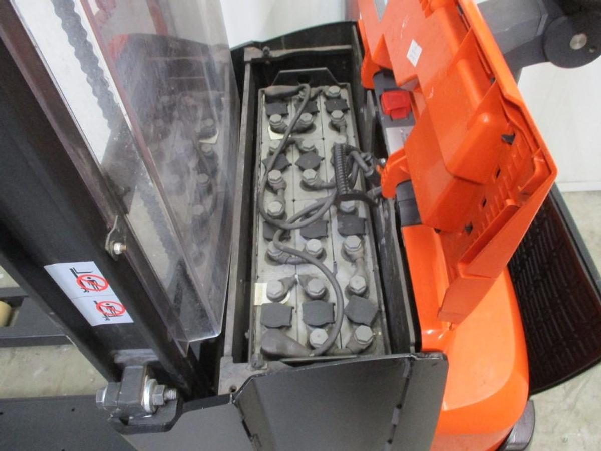 Refurbished 2018 TOYOTA SWE120 - 639
