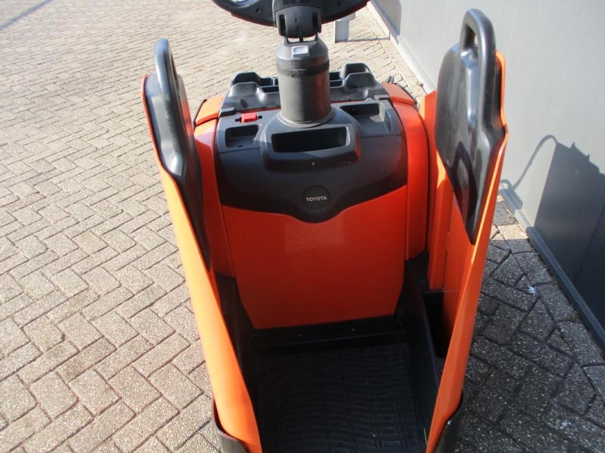 Refurbished 2015 BT TOYOTA LPE250 - 1880