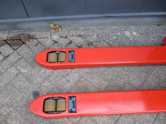 Gerenoveerd 2009 Linde T16 - 1074