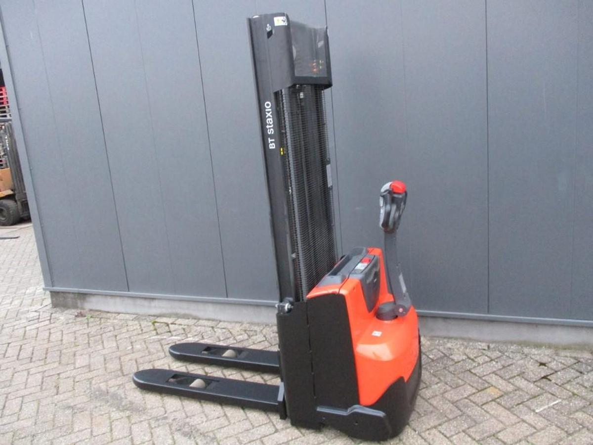 Refurbished 2019 TOYOTA SWE100 - 18