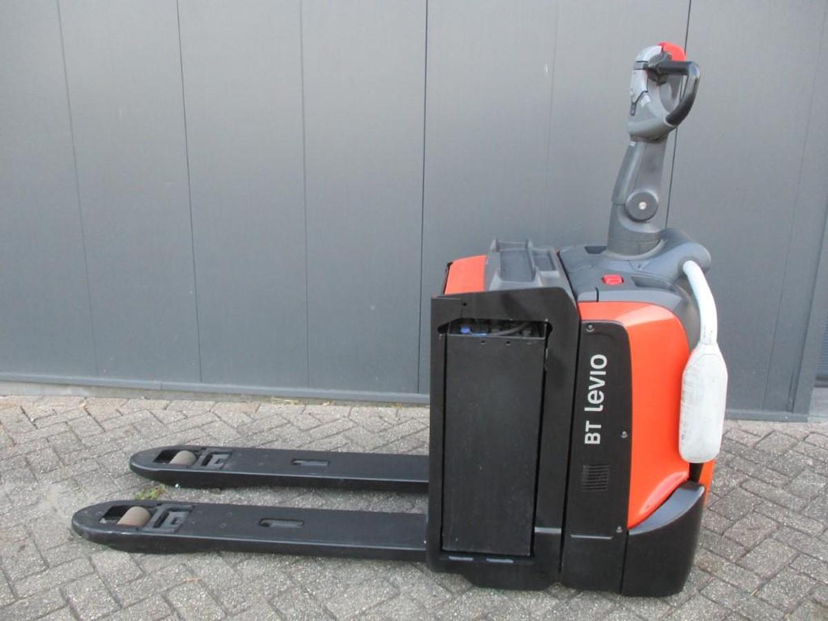 Refurbished 2020 TOYOTA LPE200 - 1975