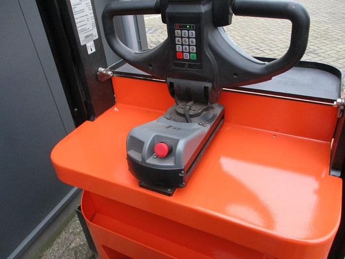 Gerenoveerd 2011 BT OSE100 - 1884