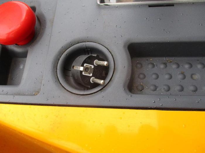 Refurbished 2020 Jungheinrich EJC M10