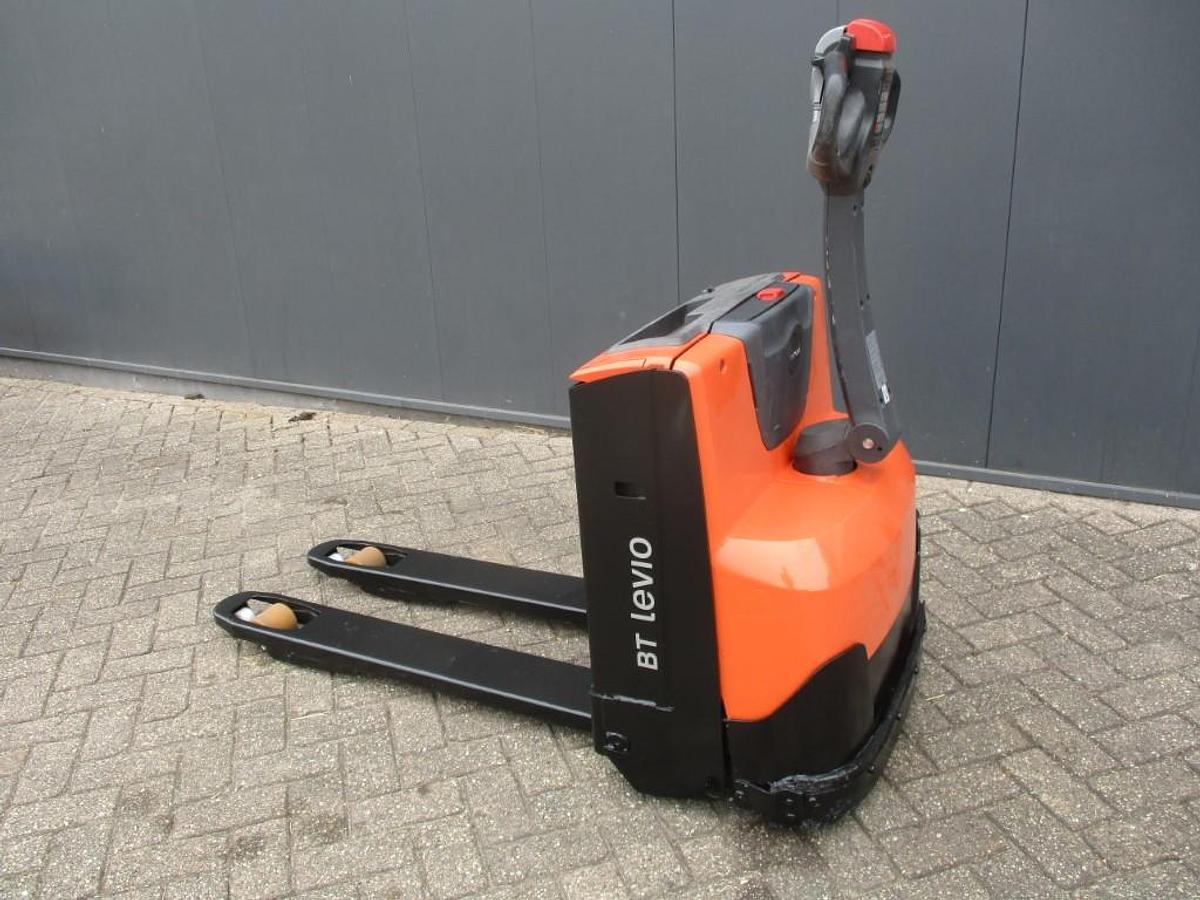 Refurbished 2018 TOYOTA LWE140 - 833