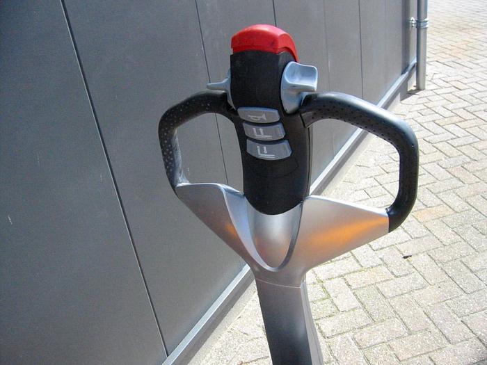 Refurbished 2014 BT EXU 20 - 1118